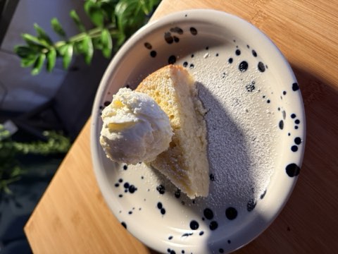 Olive oil cake